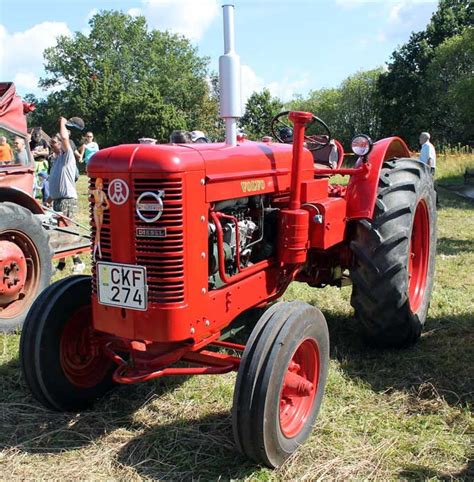 T55 - Fiche technique Volvo T55